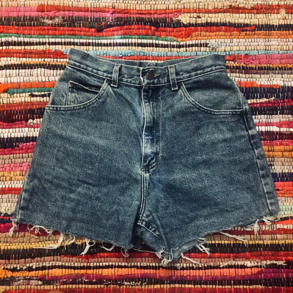 💛 2 for $13 💛 vintage 90’s high waisted shorts